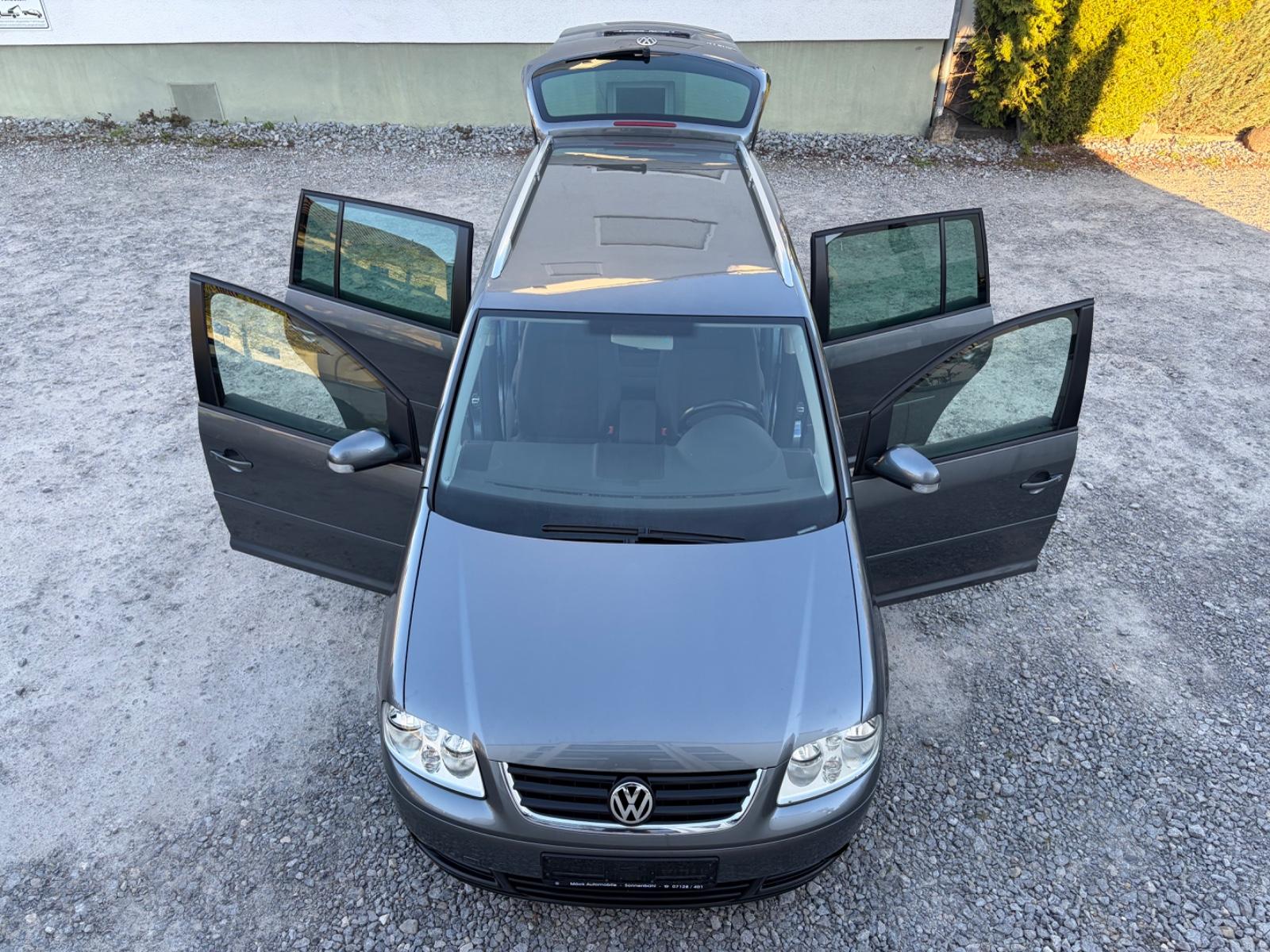 Volkswagen Touran 1.6 Highline**EURO 4**KLIMA**AHK**TÜV**ZV