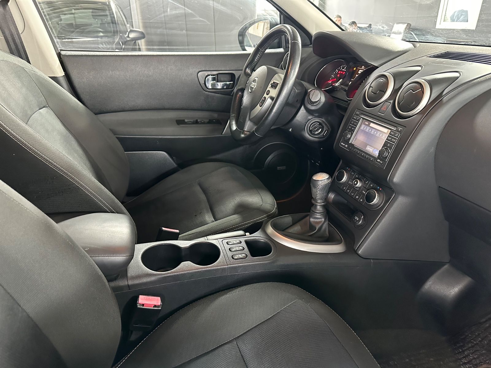 Qashqai +2 Visia*7-Sitzer*AHK*ALU*MFL*NAVI*SHZ*E