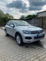 Volkswagen VW Touareg V6 7P ACC - Volkswagen Touareg in Düsseldorf