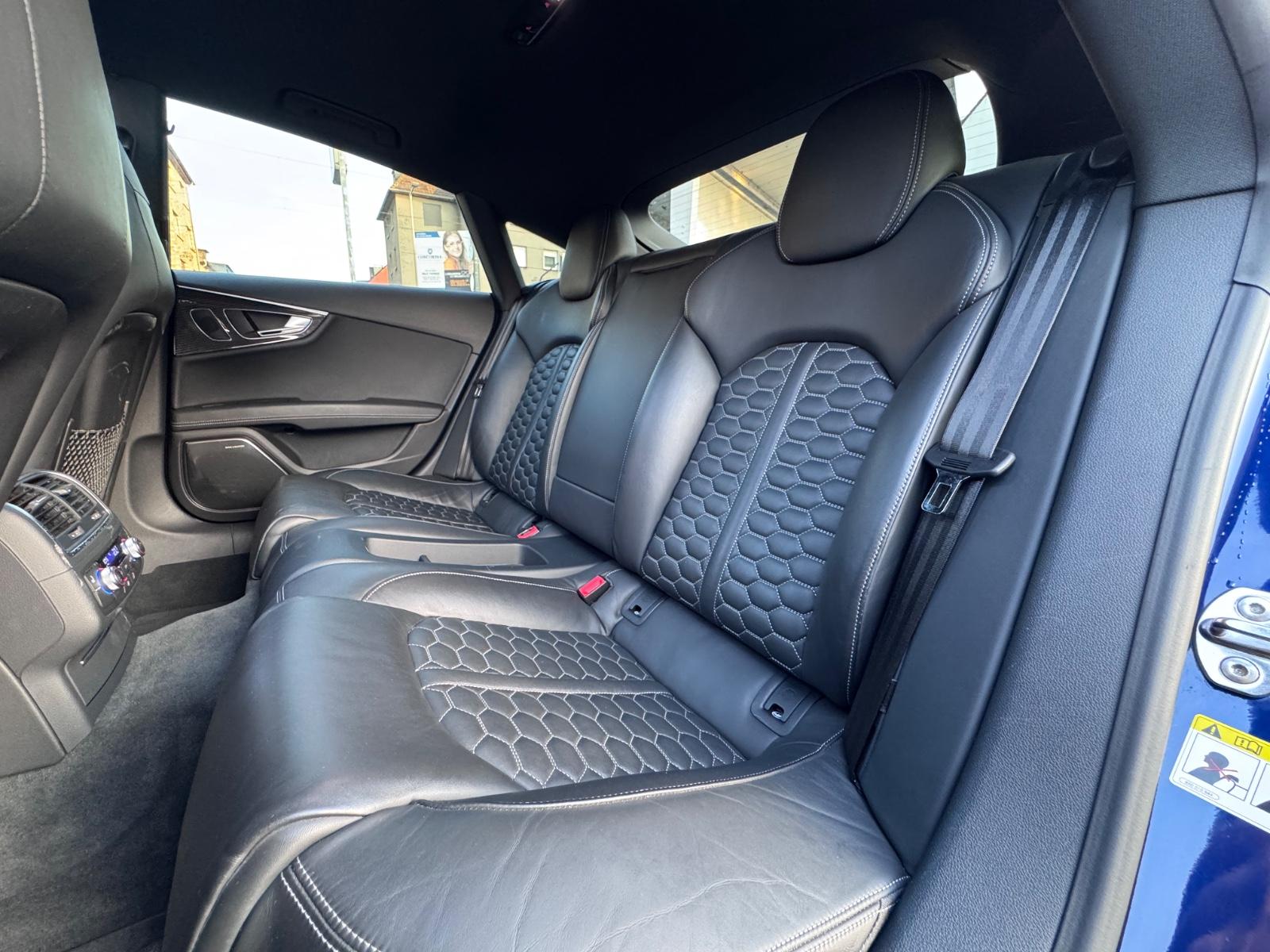 AUDI RS7 SPORTBACK 4.0 V8 TFSI 560ch QUATTRO - FREINS CÉRAMIQUE - PACK CARBONE - BANG & OLUFSEN - TOIT OUVRANT - CAMÉRA 360°