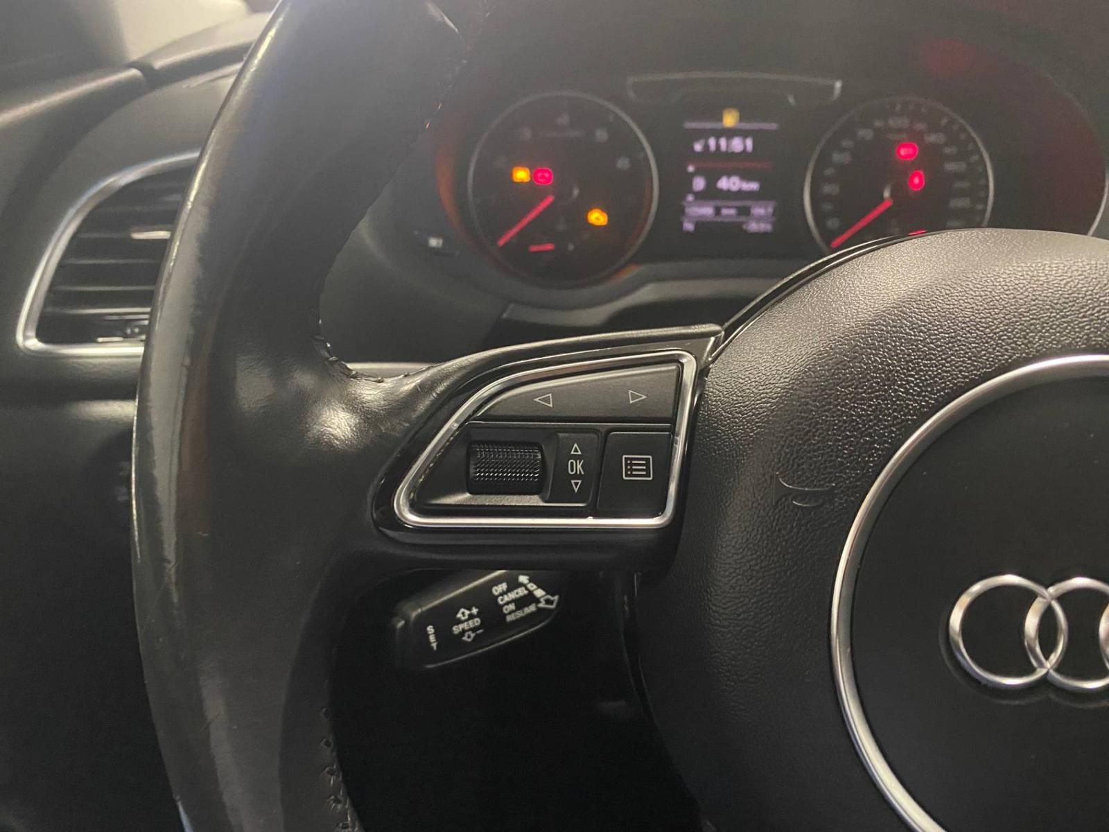 Fahrzeugabbildung Audi Q3 1.4 16V TFSI Sport+AHK+NAVIGATION+Keyless+PDC