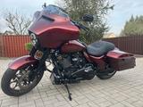 Harley-Davidson FLHXST - BEHINDERTEN UMBAU BENZIN