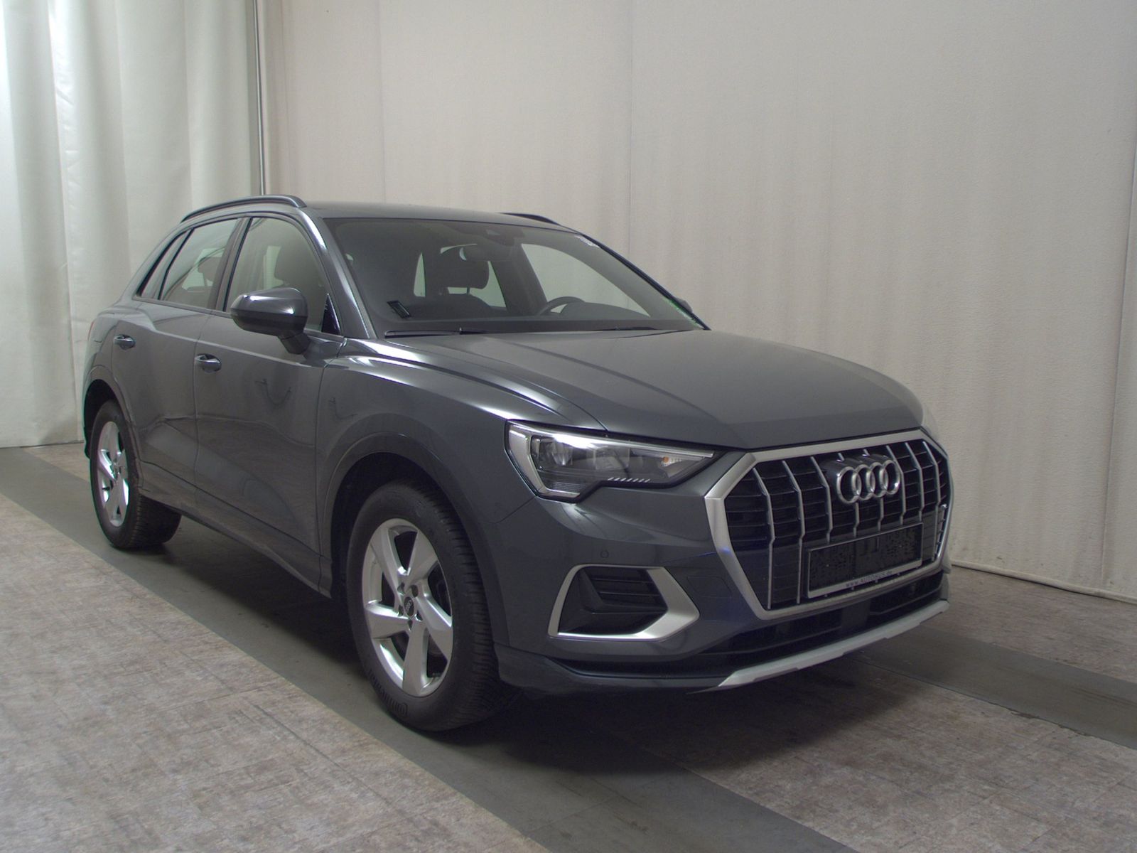 Audi Q3 35 TDI advanced Leder Navi+ LED vc RFK Sound imagem 3
