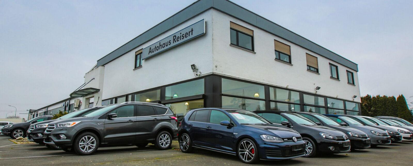 showroom-image-bottom