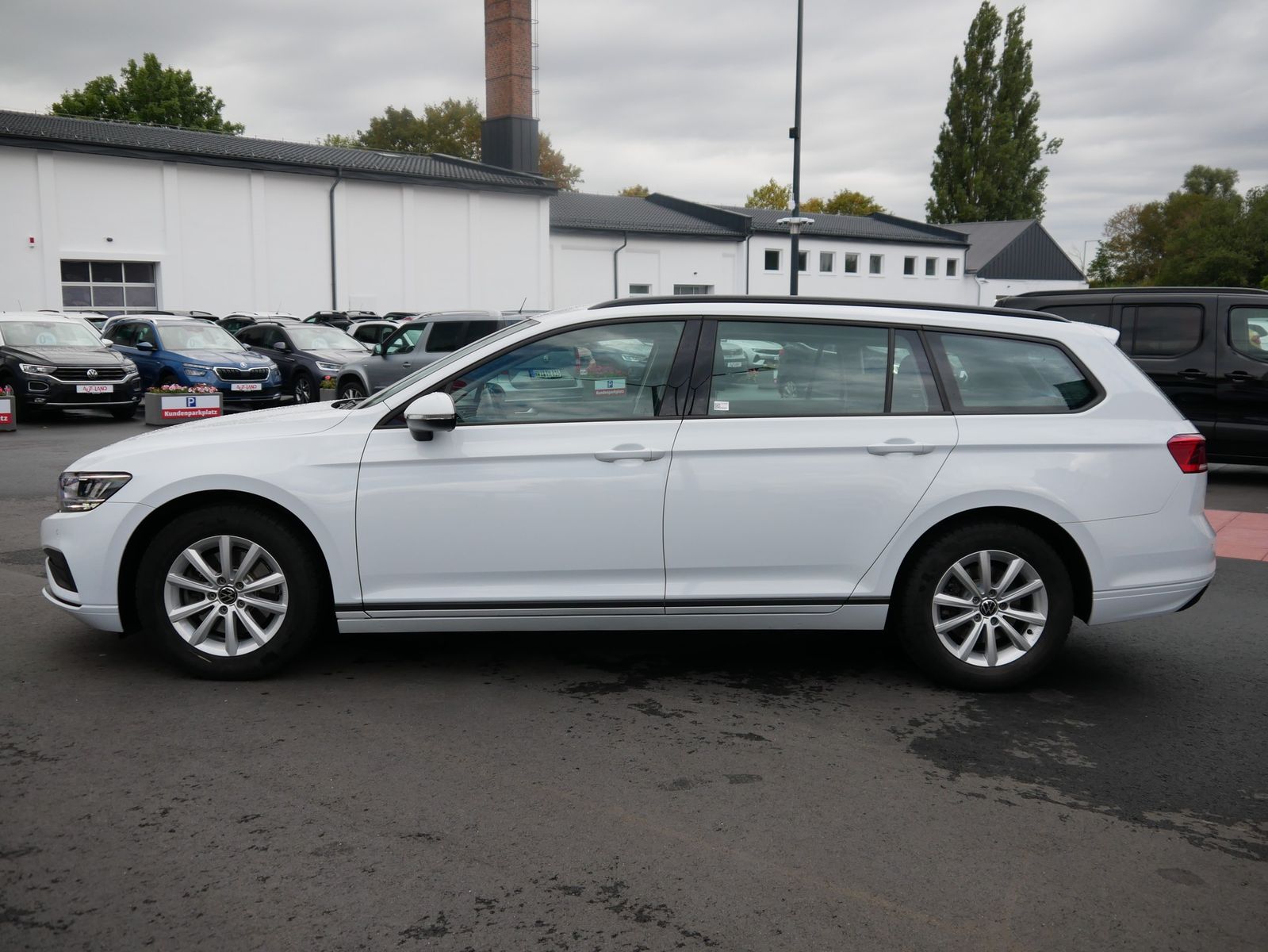 Volkswagen Passat Variant 1.5 TSI Business LED Navi ACC DAB imagem 2
