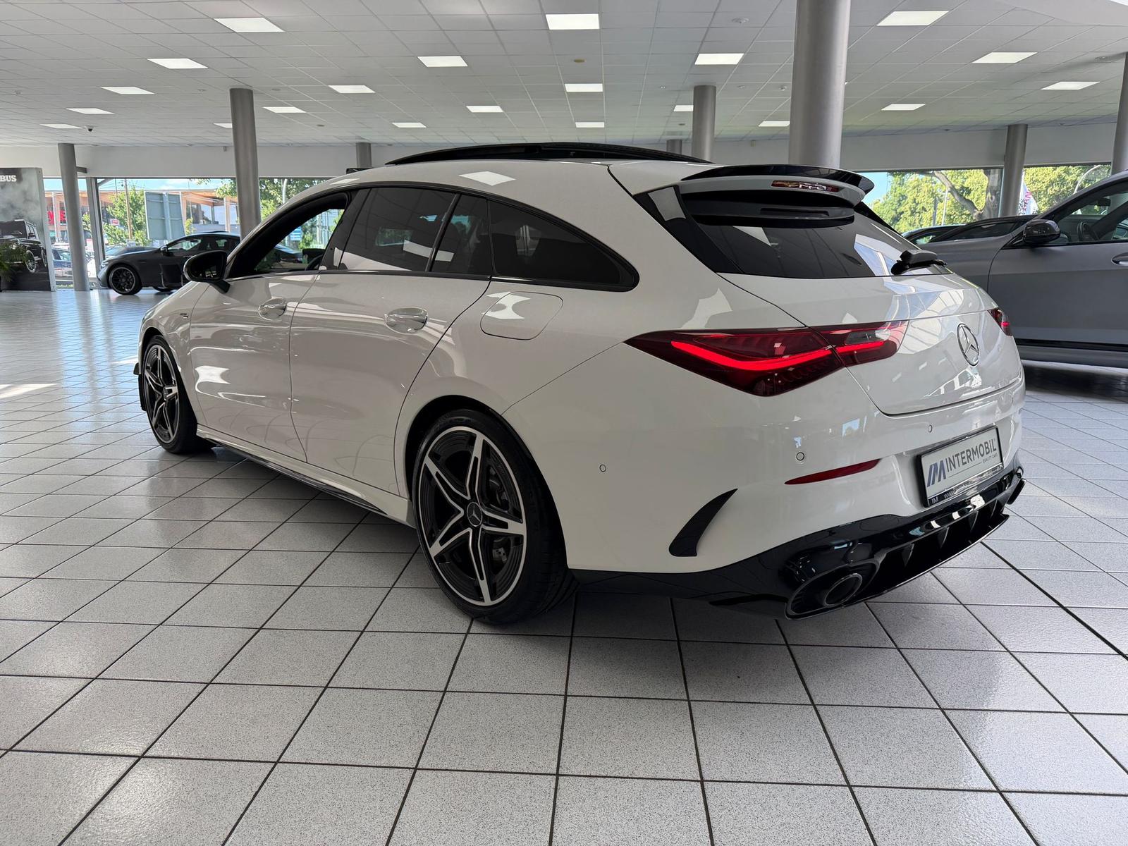 Mercedes-Benz CLA 35 AMG Shooting Brake 4M*AERO-KIT*PANO*STHZG