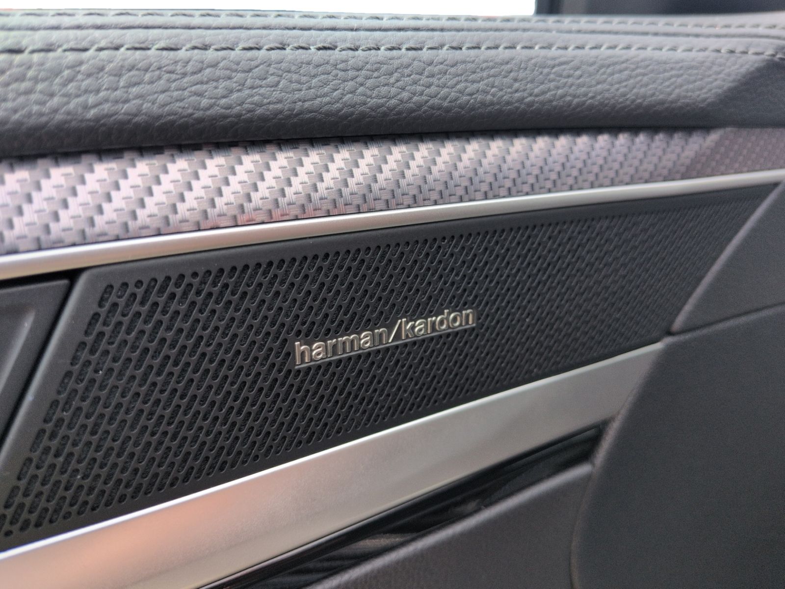 Arteon R Shooting Brake KAMERA+DCC+PANO+AHK