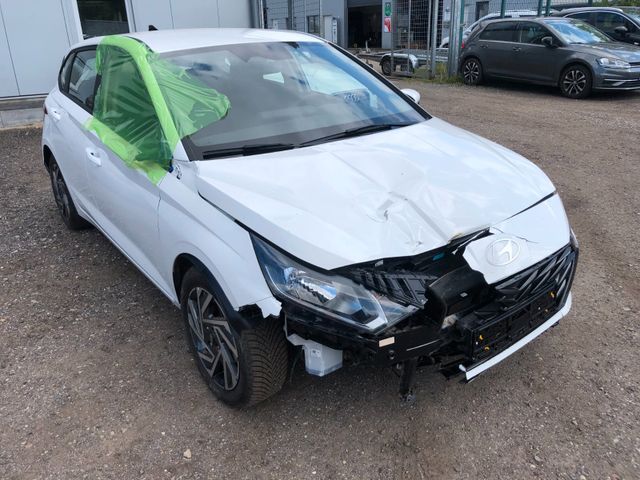Hyundai i20 Trend  Frontschaden