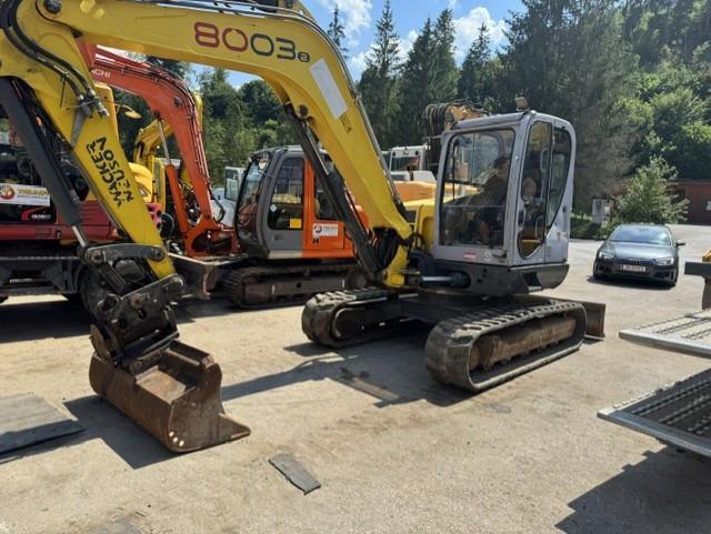 Neuson 8003