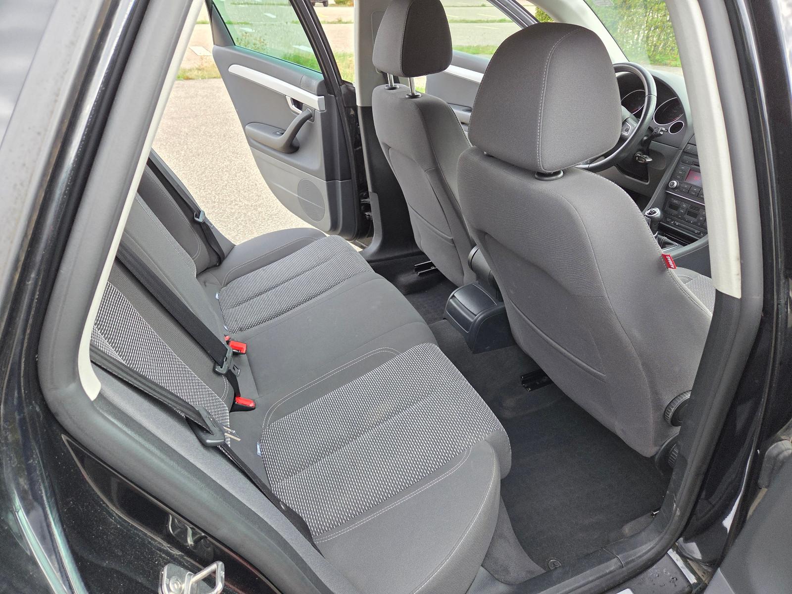 Seat SEAT Exeo ST 2.0 TDI 143 PS (baugleich Audi A4) 