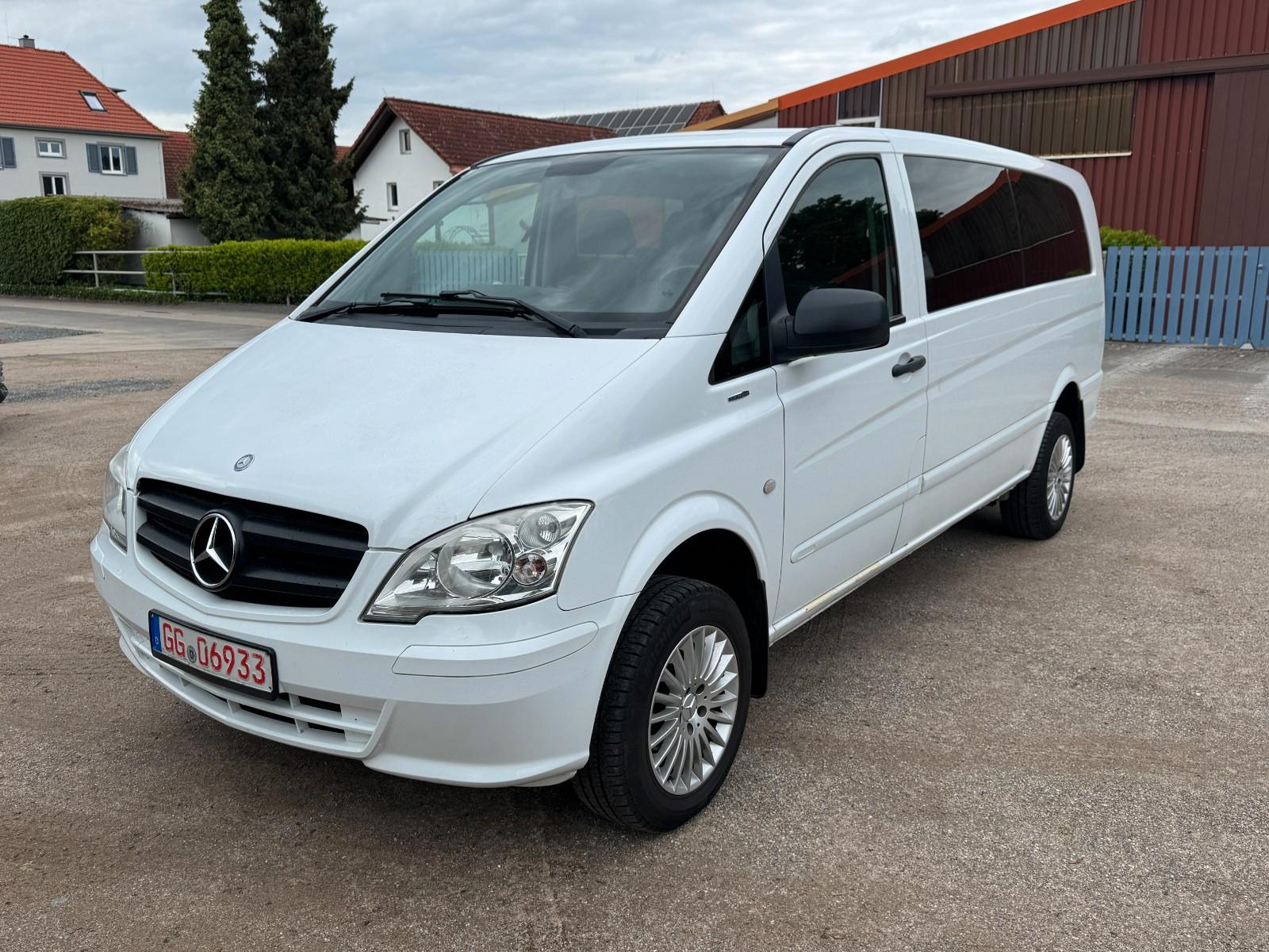 Mercedes-Benz Vito Kombi 4x4 113 CDI extralang 9SITZER KLIMA