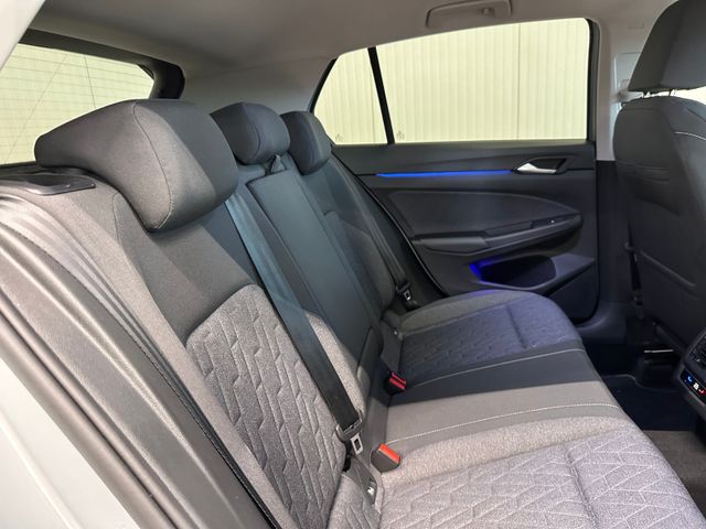 Golf VIII Move 1.0 eTSI DSG LED PDC ACC SHZ