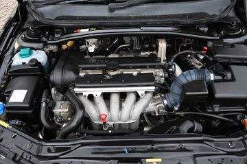 Volvo V70 2.4 Classic * RHD* – Bild 22