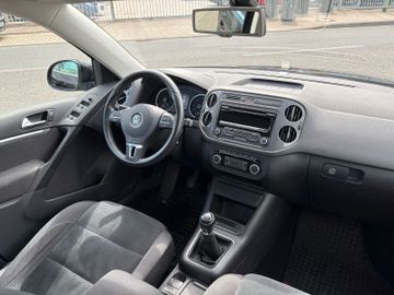 Volkswagen Tiguan - 7