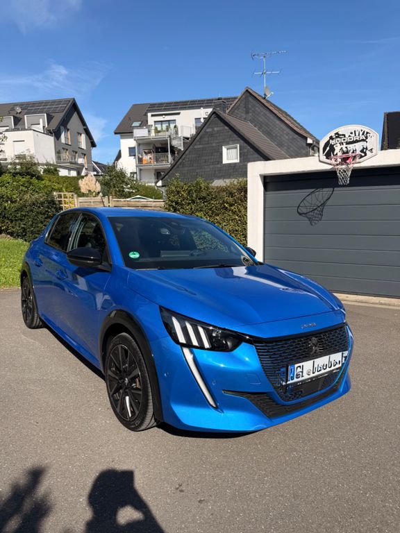 Image of Peugeot e-208