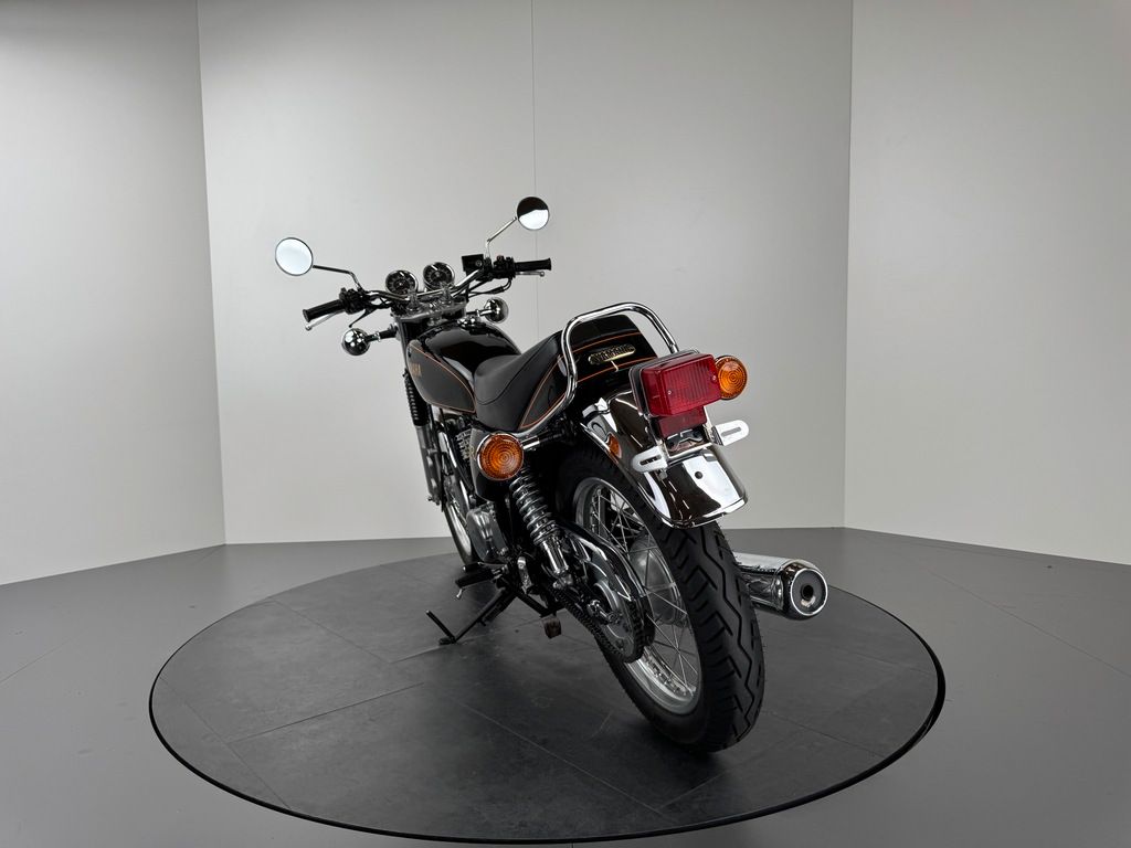 Fahrzeugabbildung Yamaha SR 400 *TOP-ZUSTAND *SERVICE NEU