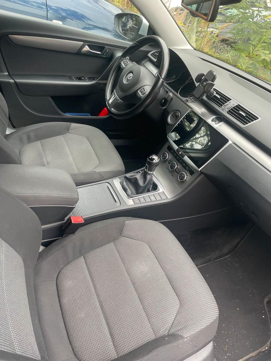 Volkswagen Passat 2014 — photo 13