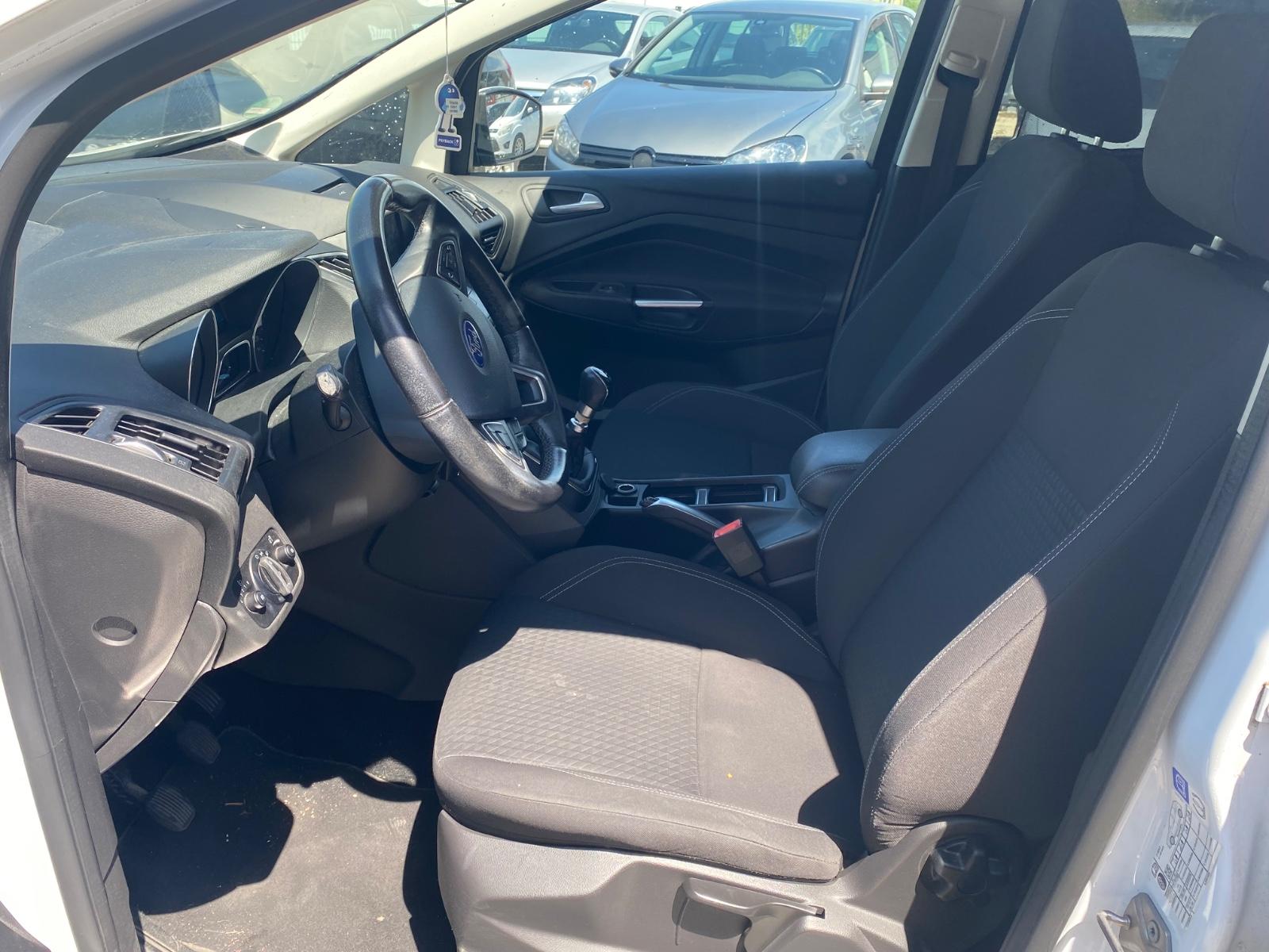 Ford C-MAX 2015 — photo 15