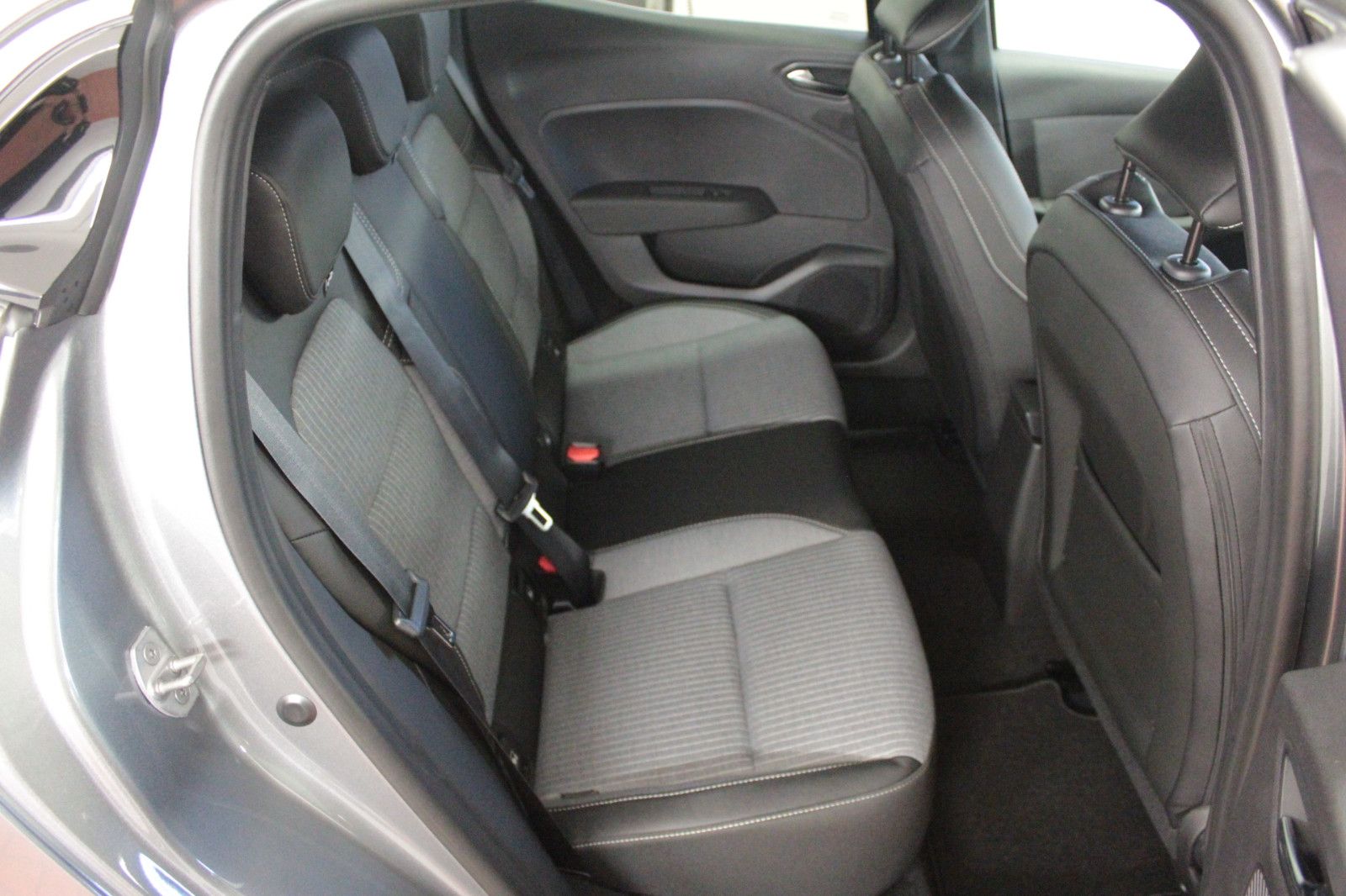 Fahrzeugabbildung Renault Clio TCe 90 Techno *Winter-Paket*Look-Paket*