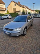 Ford Mondeo Kombi 1.8 - Ford Mondeo aus 2001: Kombi