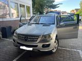 Mercedes-Benz ML 320 CDI 4MATIC - - Mercedes-Benz ML-Klasse Gebrauchtwagen in Bremen
