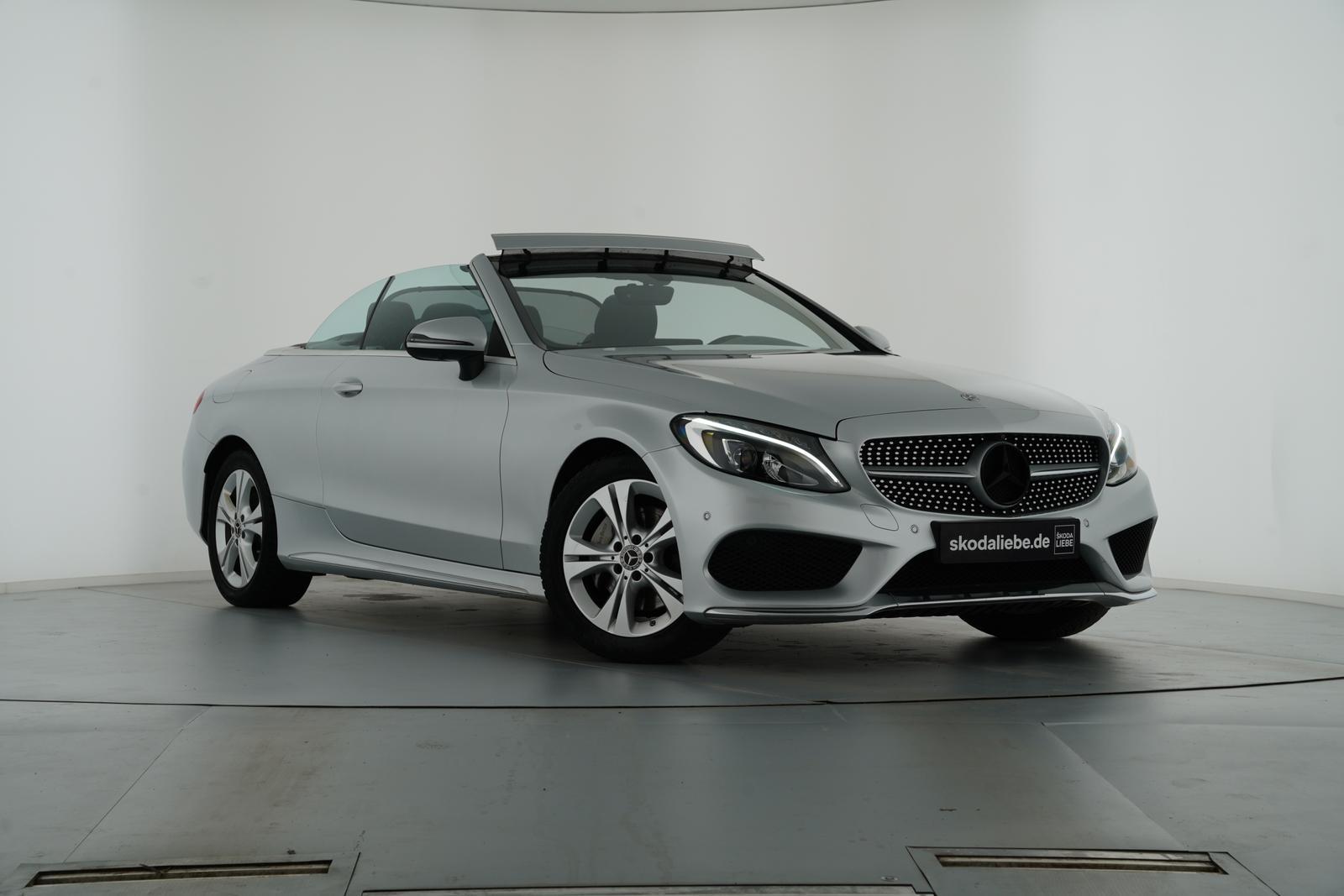 Mercedes-Benz C 200 CABRIOLET AMG-LINE 9G-TRONIC SCHECKHEFT