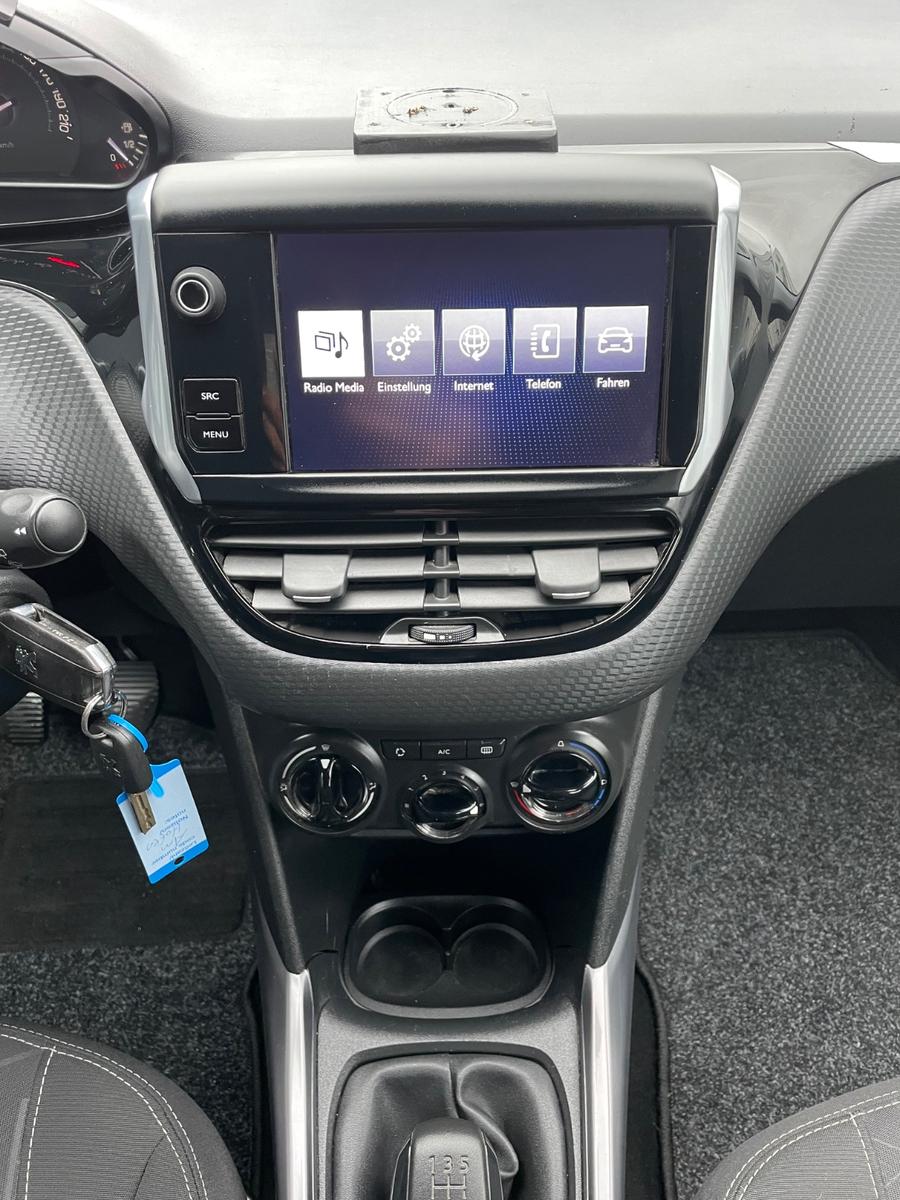 Peugeot 2008 Active 1.2*TEMPOMAT*KLIMAANLAGE*ISOFIX
