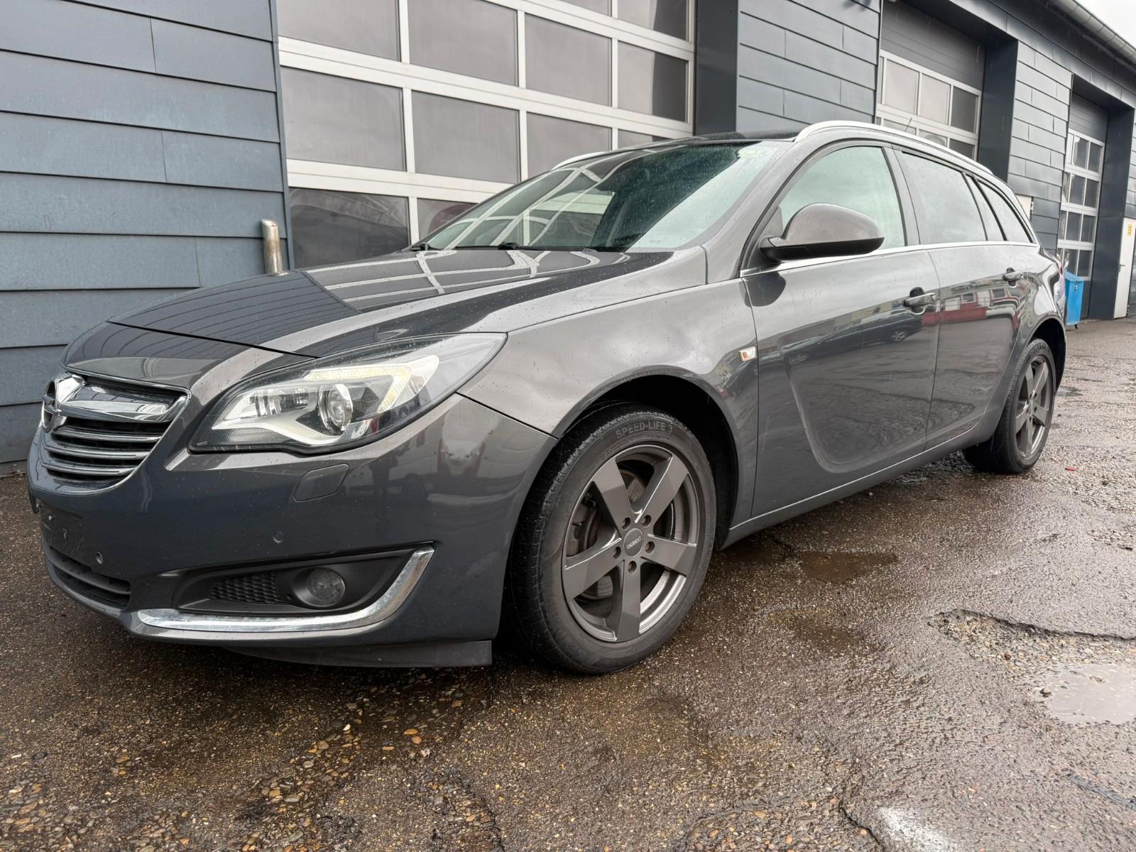 Opel Insignia A Sports Tourer Edition 4x4