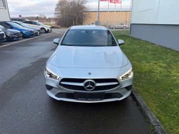 Mercedes CLA 180 Shooting Brake - 3
