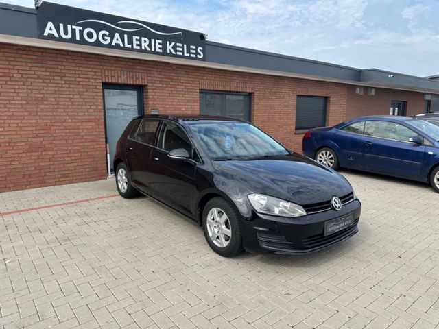 Volkswagen Golf VII Lim. BMT KLIMAAUTO*PDC*SHZ*PARKASSISTEN