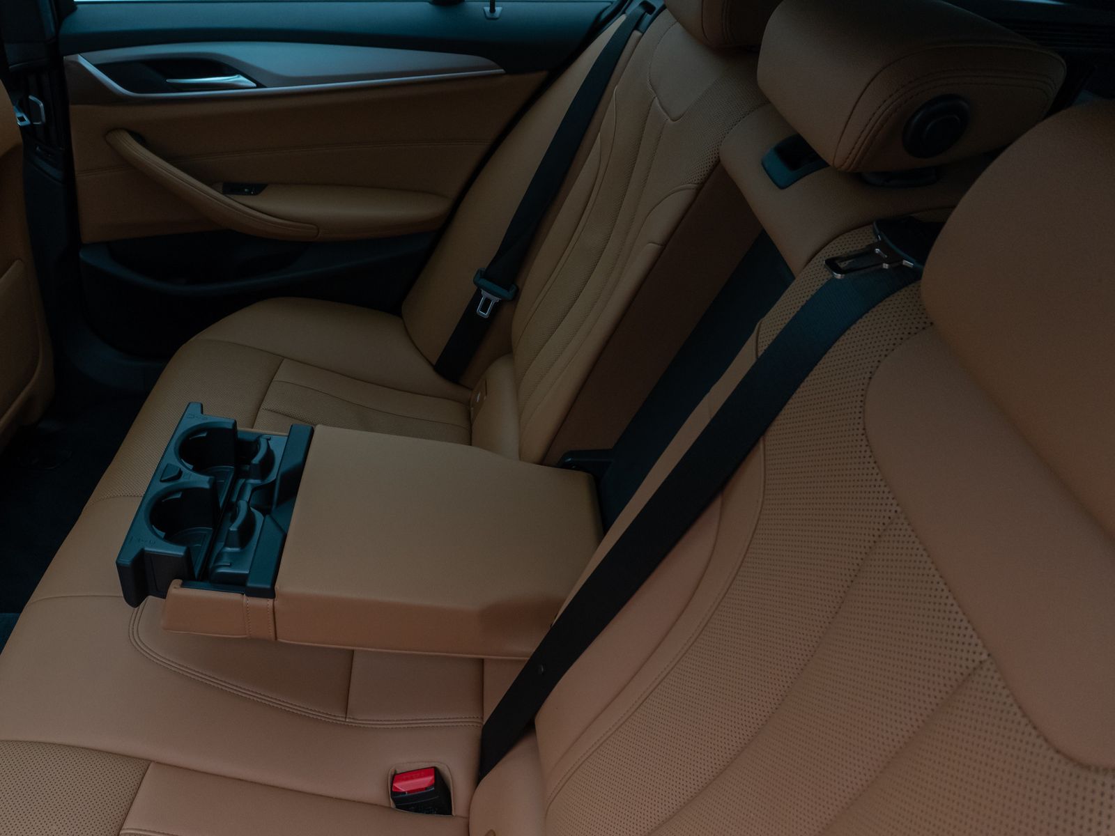 Fahrzeugabbildung BMW 530e  xD Panorama 360°Lenkrhz DAB HiFi AHK Sport