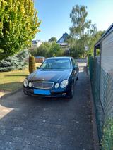 Mercedes-Benz E 200 CDI CLASSIC  Diesel nur 82000km - Mercedes-Benz aus 2005: Class