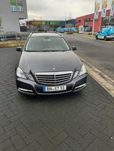 Mercedes-Benz E 300 CDI T BlueEFFICIENCY AVANTGARDE AVANTGARDE - Mercedes-Benz E 300 in Bonn
