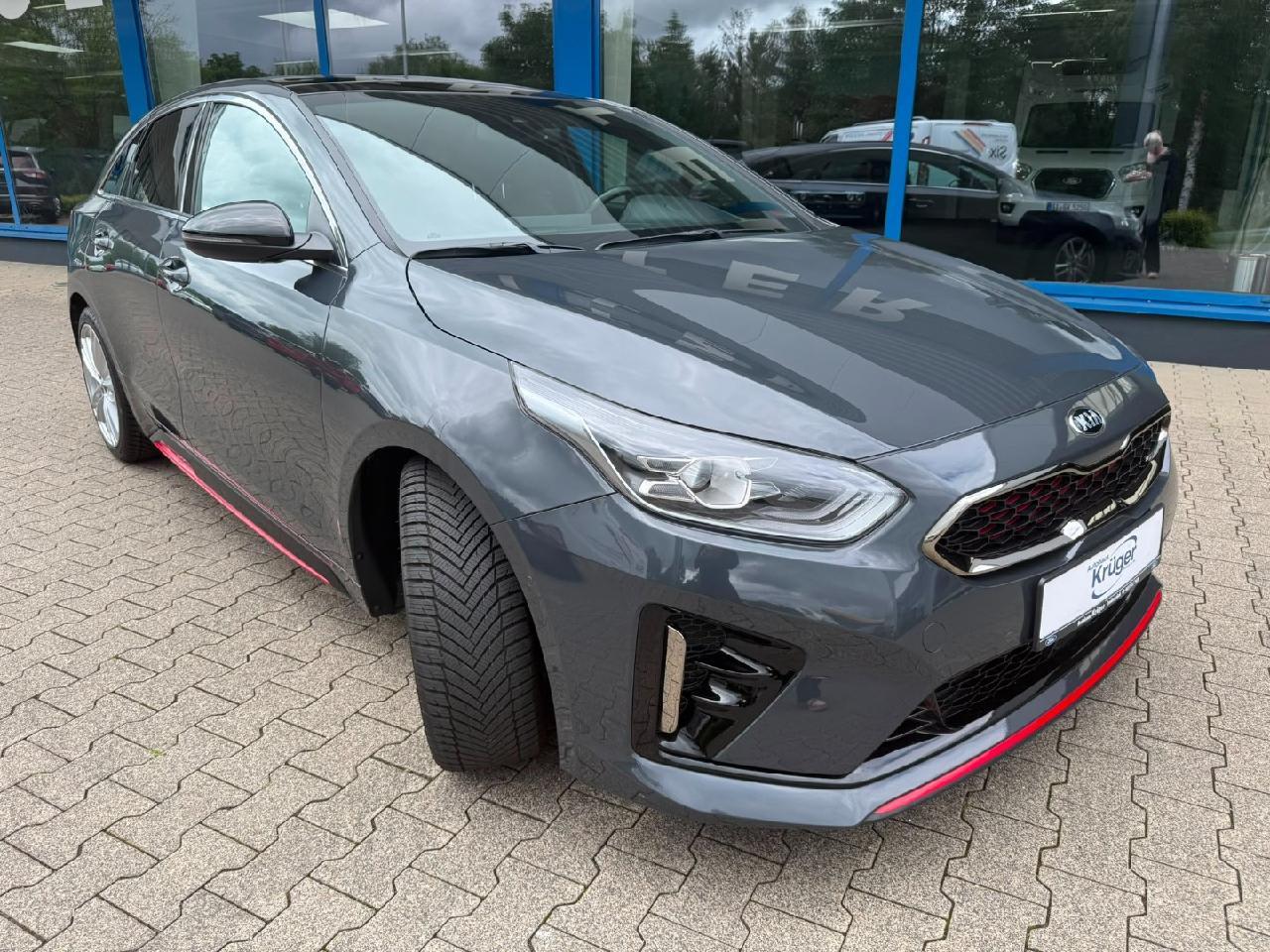 Kia ProCeed GT