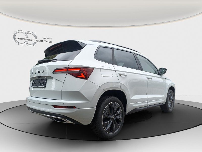 Fahrzeugabbildung SKODA Karoq 1.5 TSI DSG Sportline