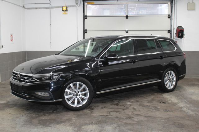 Volkswagen Passat Variant 2,0 TDi-Elegance-Panaroma-el.AHK