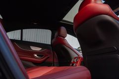 Mercedes-Benz CLS 53 AMG – 32 / 33