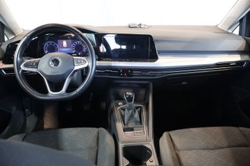Volkswagen Golf VIII 2.0 TDI Life AID+ACC+CARPLAY+LED+ALU