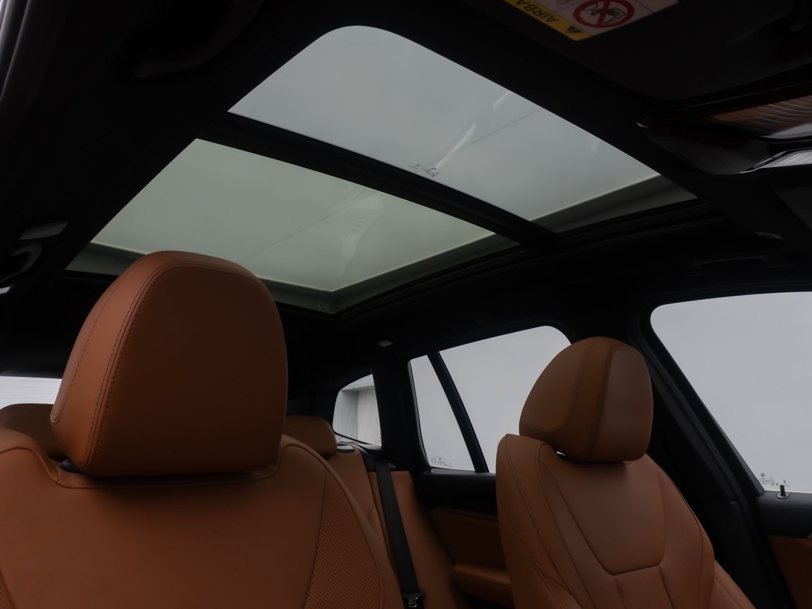 Fahrzeugabbildung BMW X3 xD20d Panorama Kamera DAB AHK Sport 19Zoll