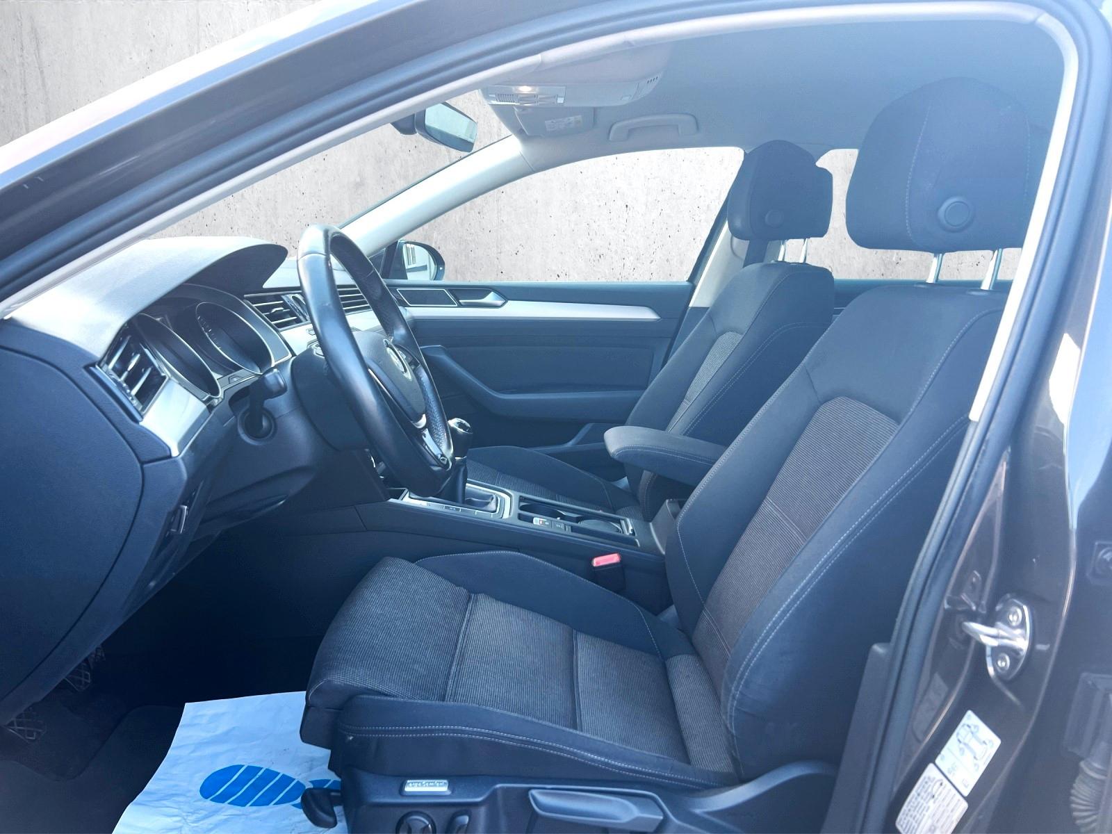 Volkswagen PASSAT°LIMO°COMFORTLINE°NAV°LED°SHZ°ACC°PDC°
