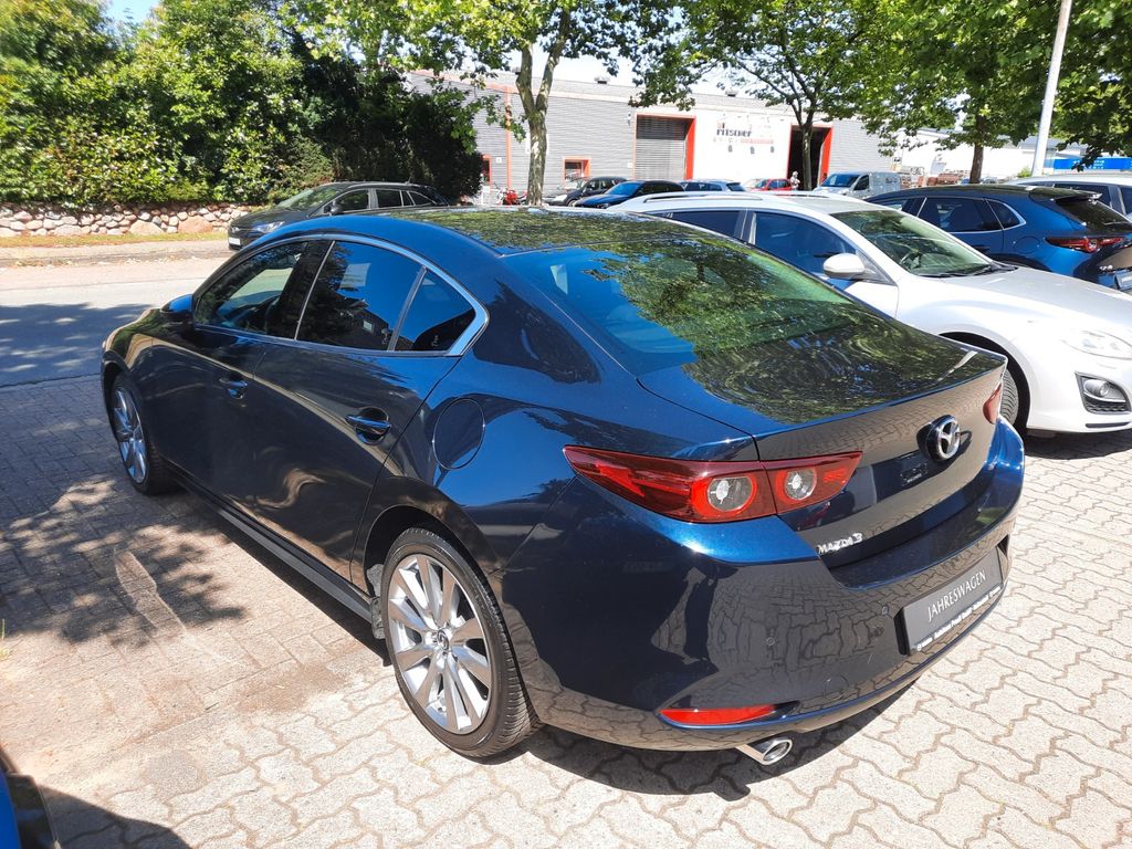 Mazda 3 — fotografia 3