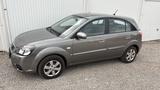 Kia Rio 5-Türer Klima 1. Hand nur 90tkm TÜV neu - Kia: K9