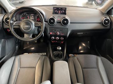 Audi A1 ambition *BI-XENON*PDC*KLIMAAUT*SZHZ*ALU*