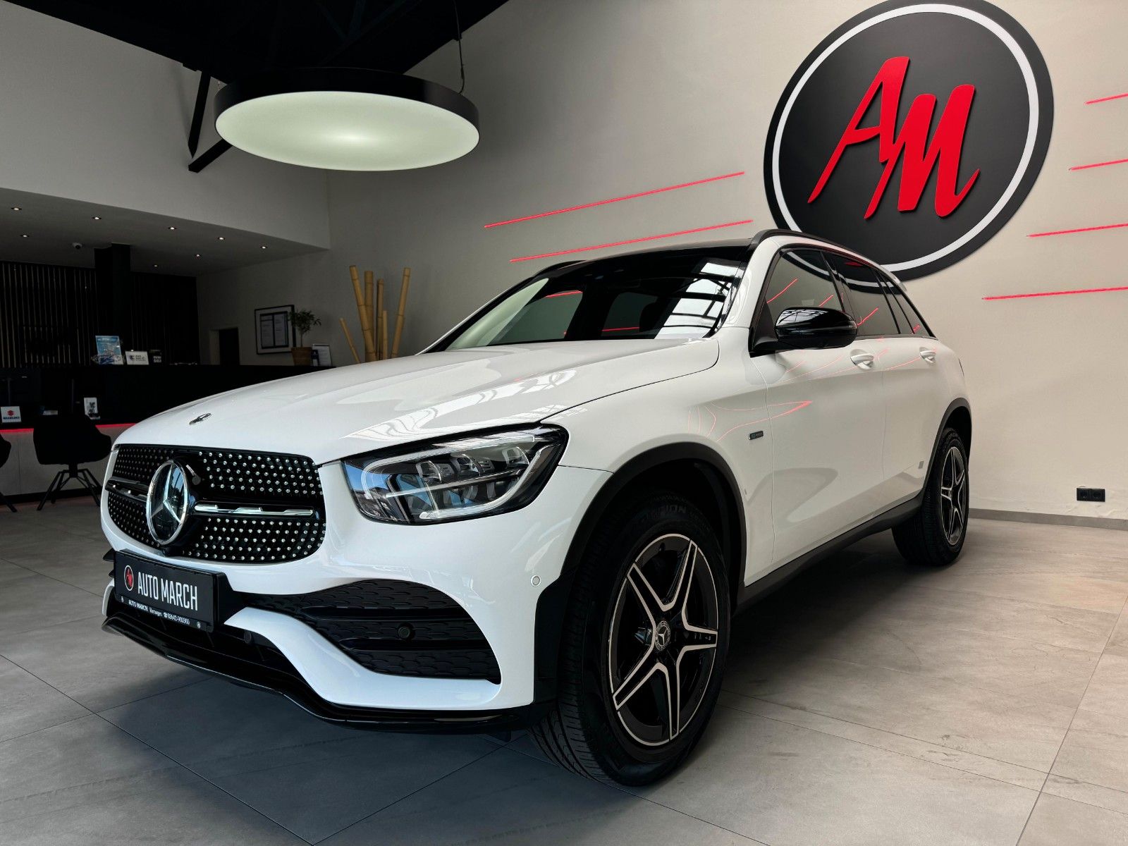 Fahrzeugabbildung Mercedes-Benz GLC 300de 4Matic AMG-Line*Pano*360°*LED*Virtual*