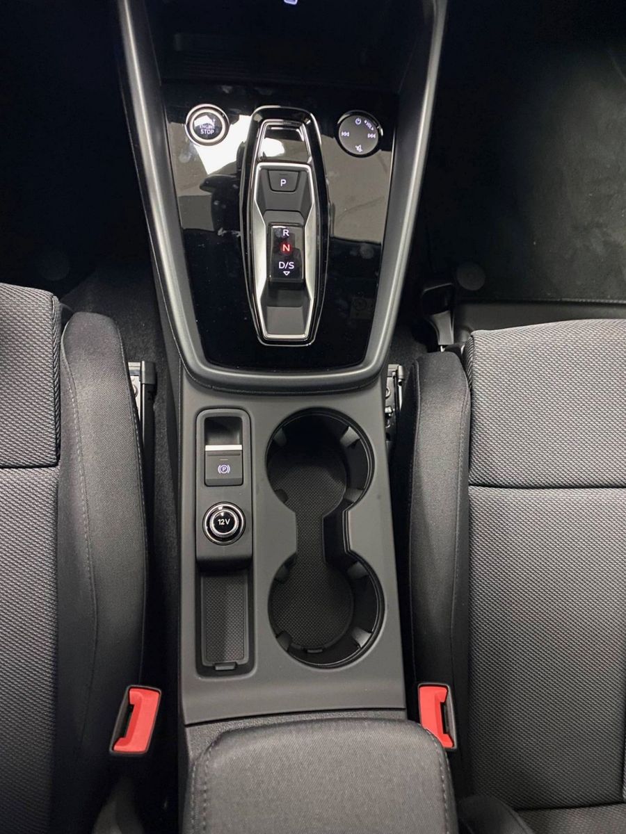 Fahrzeugabbildung Audi A3 35 TFSIadvanced Sportback+ACC+KAMERA+18 ZOLL+