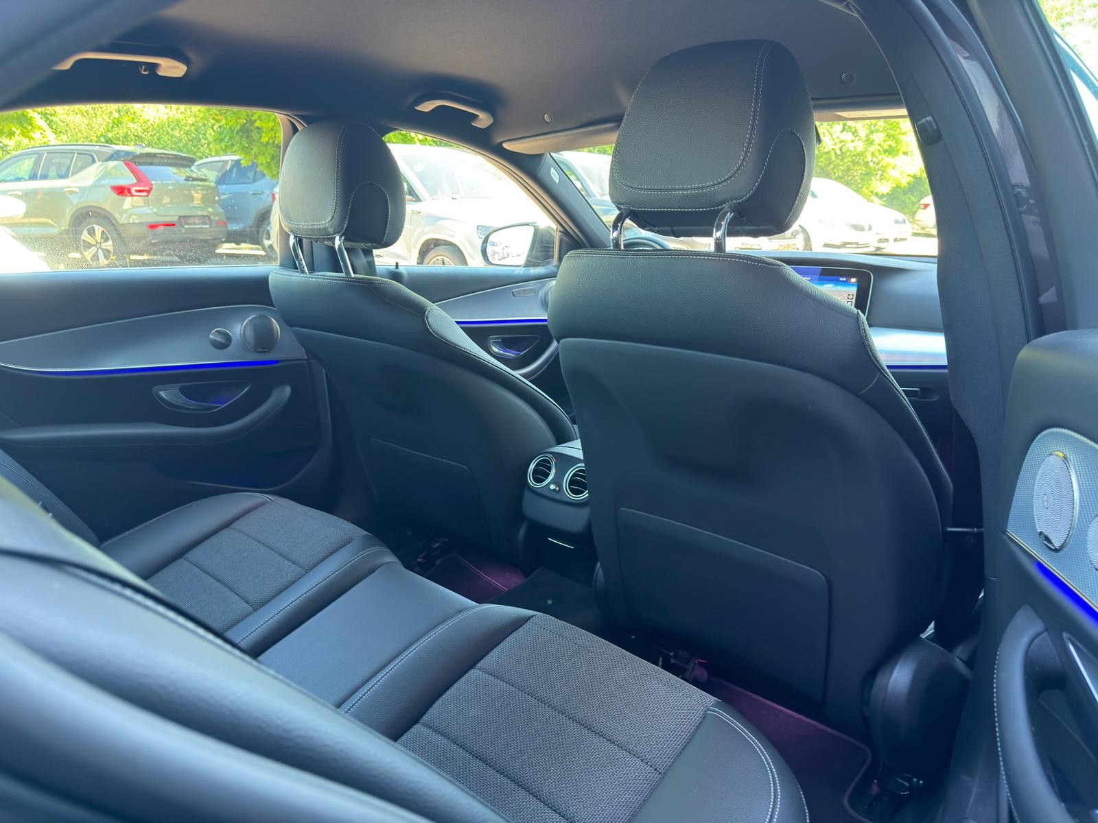 Fahrzeugabbildung Mercedes-Benz E 300 E Lim*Avantgarde*E 300 de 4Matic*360*Burm.
