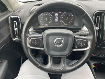 Volvo XC40 - 9
