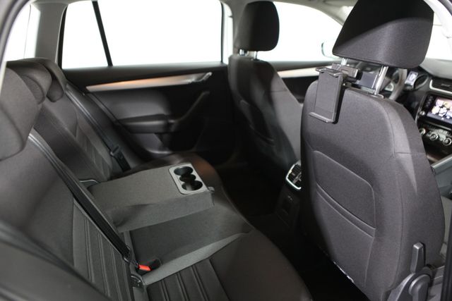 Skoda Octavia Combi III 1.0 TSI Tour *DAB*SHZ*PDC*TEL*