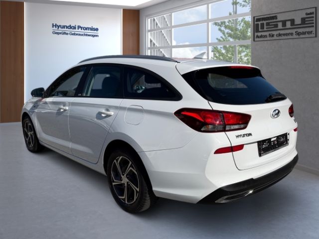 Fahrzeugabbildung Hyundai i30 cw Trend 1.5 T-GDI +KLIMA+NAVI+RFK+SHZ+UVM+