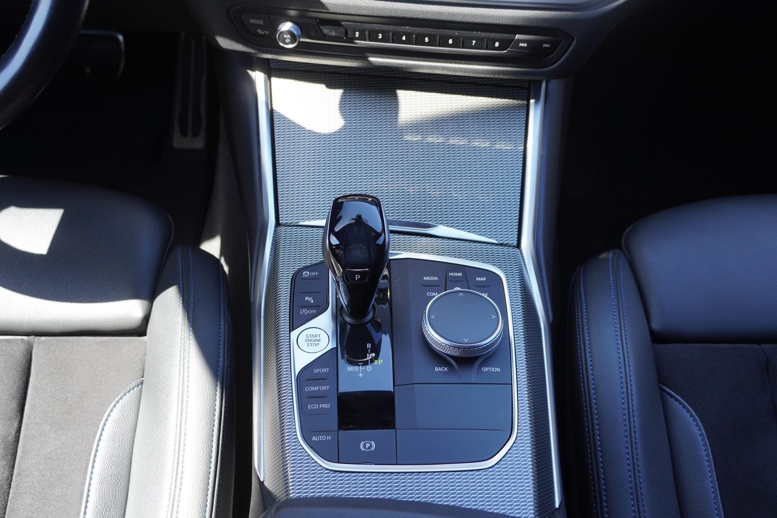 BMW 318i M Sport LED Navi AHK Tempomat Sitzheizung foto 21